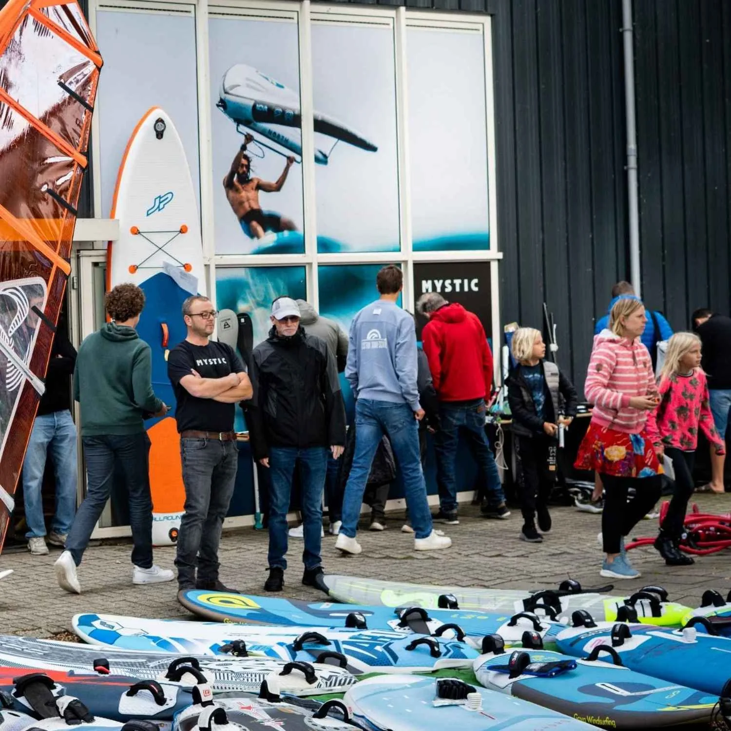 Telstar Surfbazar tweedehands surfgear deals